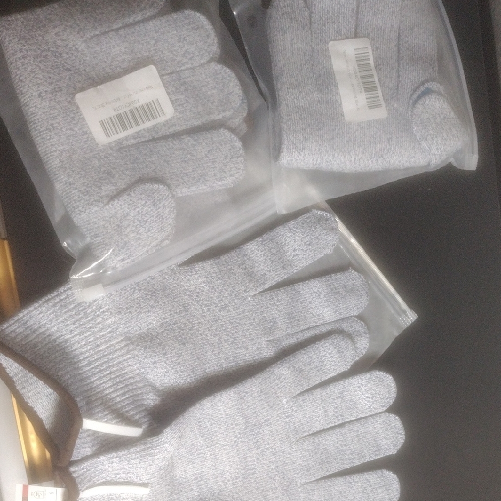 Gray Knit Safety Gloves
